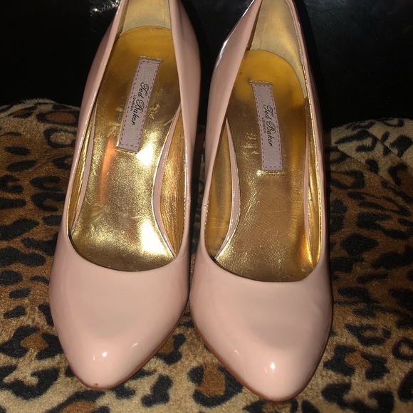 Ted Baker Jaxine 3 Tan Patent Heels offers welcome - Picture 5 of 8